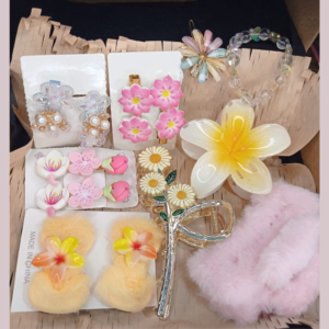 floral hair accessories hamper "Floral pastel hair accessories gift hamper with daisy claw clip, pearl bow clips and fluffy scrunchie - India"